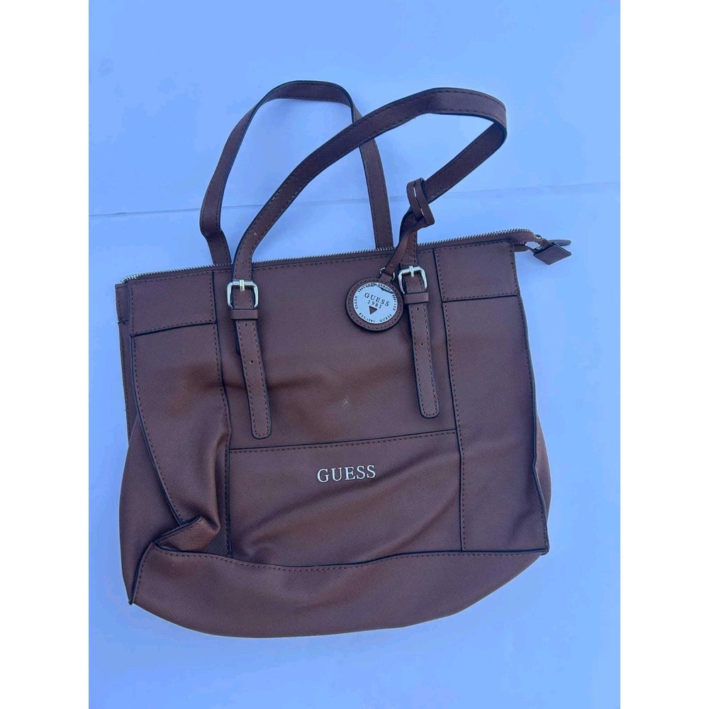 GUESS Brown Saffiano Tote Shoulder Bag Purse – Zip Top‎ – Logo Interior